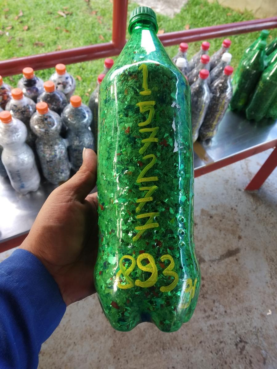 Ecobrick 157277 was made in Kota Tanjungpinang, Kepulauan Riau,  Indonesia and logged on 2021-05-30 16:33:00