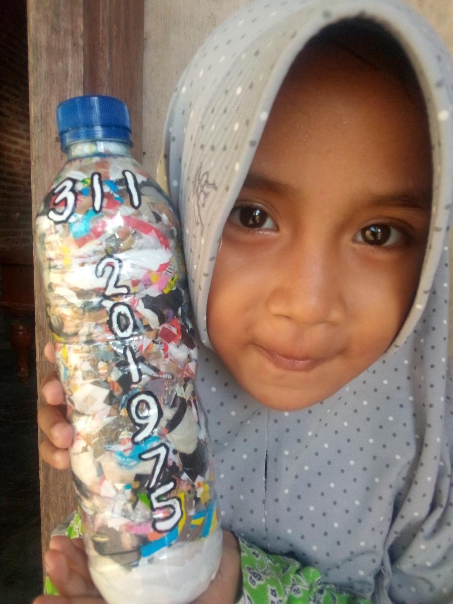 Ecobrick Serial 201975 was made in Kendal, Jawa Tengah, Indonesia Ecobrick 201975 was made in Kendal, Jawa Tengah, Indonesia and logged on 2023-07-02 14:08:00