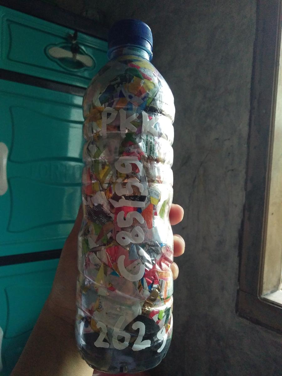 Ecobrick 85159 was made in Kendal,  Jawa Tengah,  Indonesia and logged on 2020-07-23 16:01:00